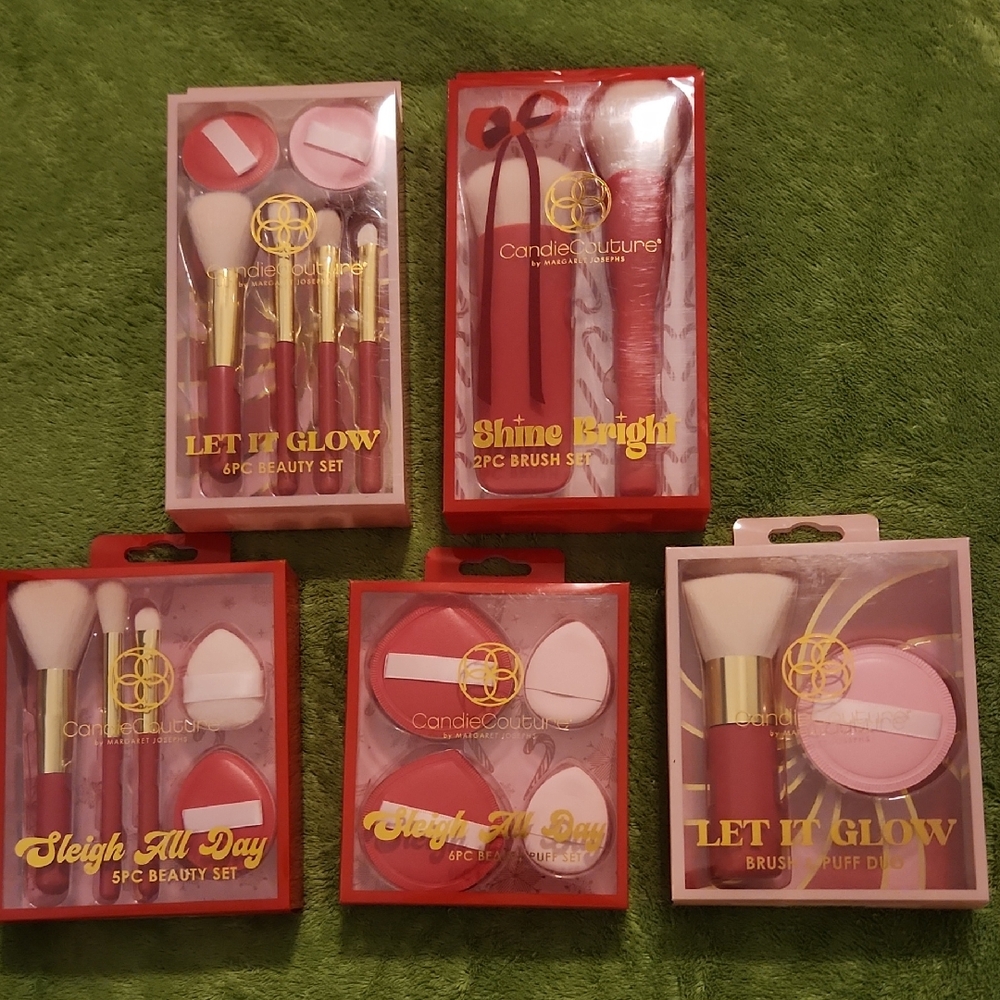 Buyers Choice- Candie Couture Red Makeup Brush & Puff Gift Sets